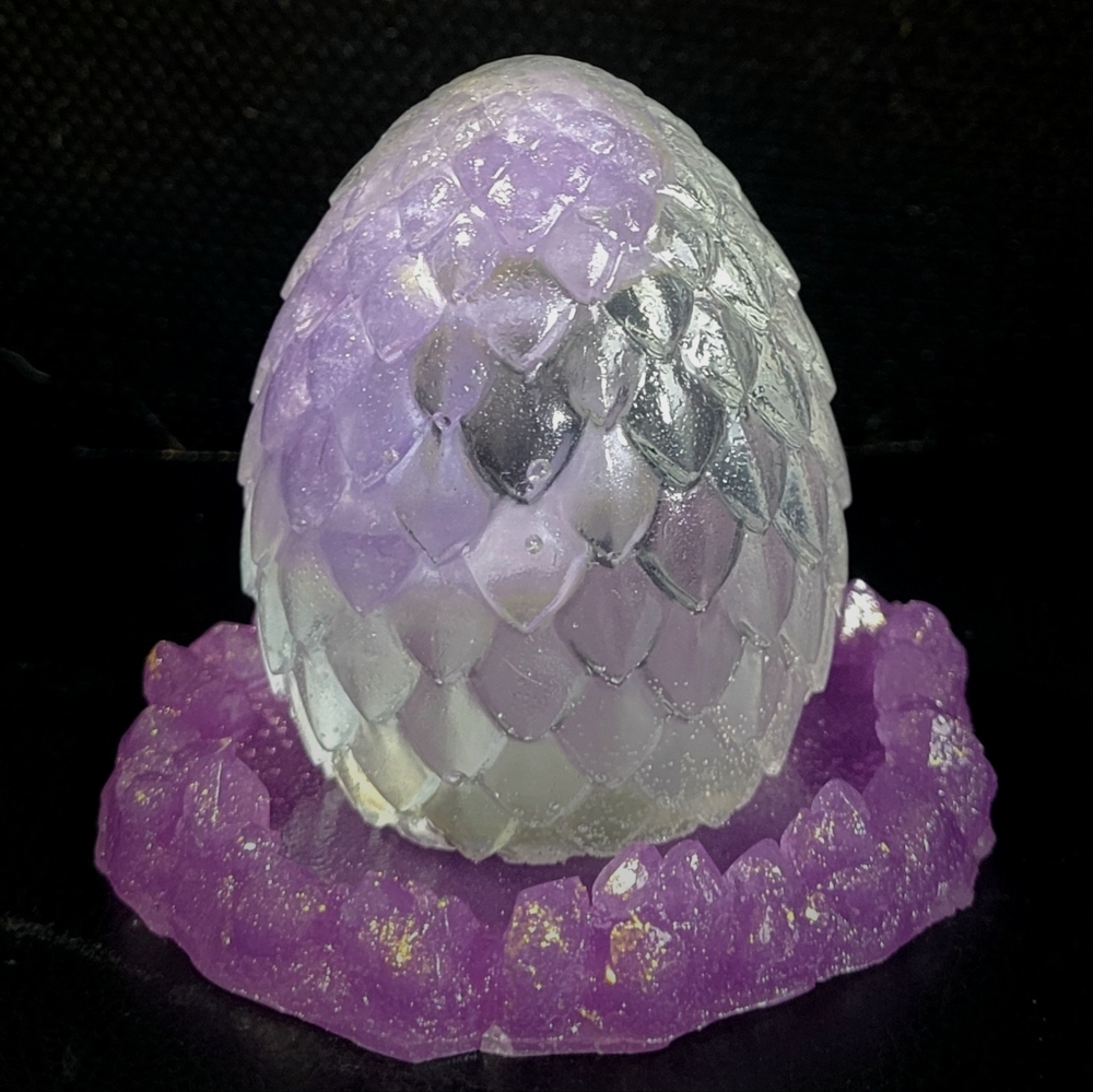 Handmade Resin Dragon Egg in nest - Picture 12 of 12